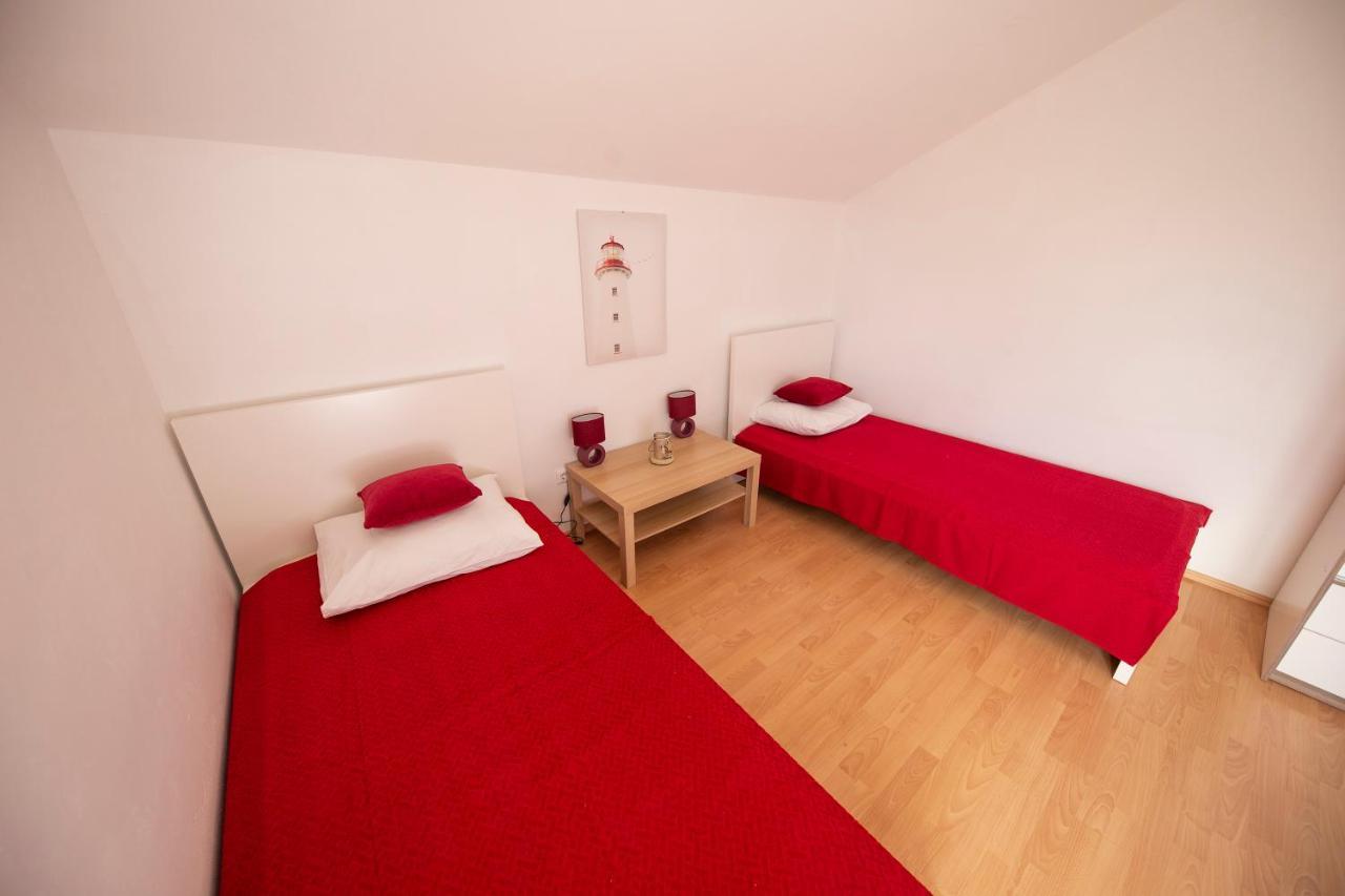 Apartments Leonarda Murter Exterior photo